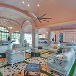 Charming Ocean View Condo With Beach Service 1516