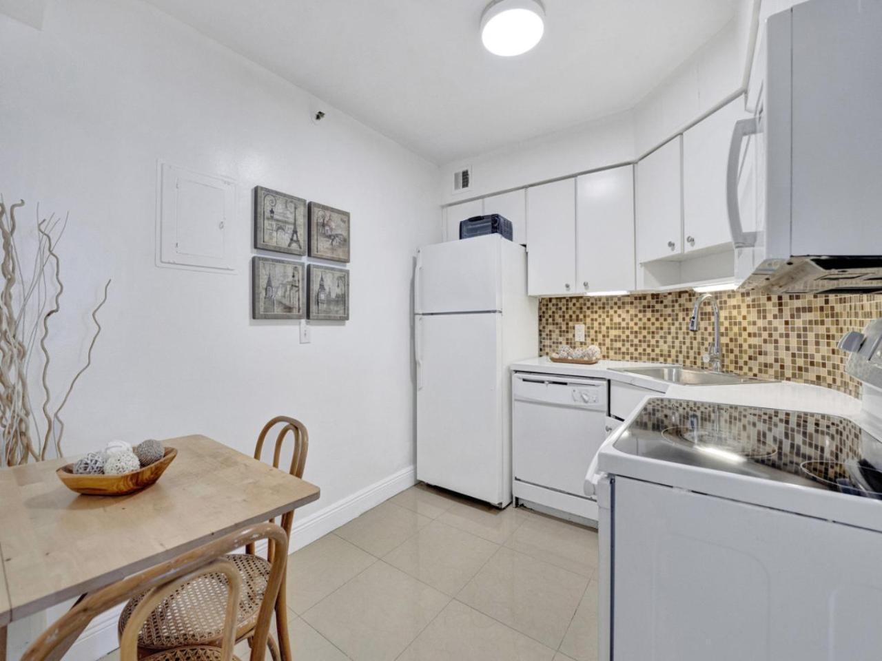 Appartement Charming Ocean View With Service 1516 *